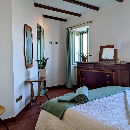 Il Poggiolo Bed and Breakfast Στρέσα