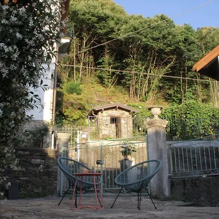 Bed and Breakfast Il Poggiolo Στρέσα