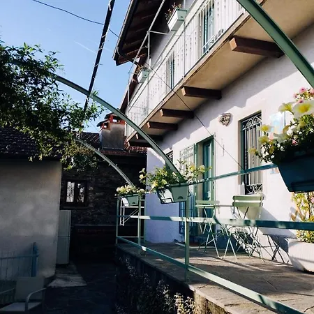 Bed and Breakfast Il Poggiolo Στρέσα