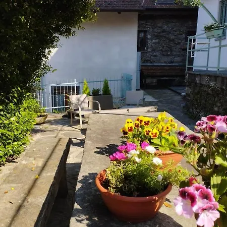 Bed and Breakfast Il Poggiolo Στρέσα