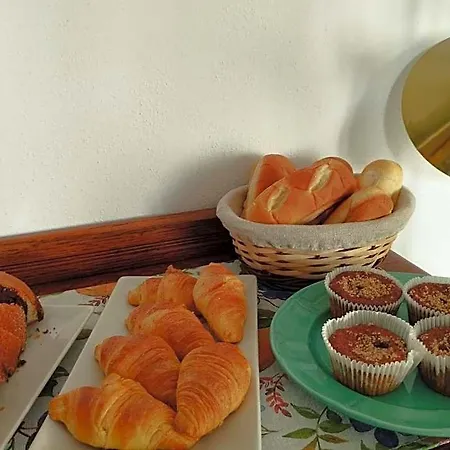 Il Poggiolo Bed & Breakfast Stresa