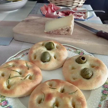 Alojamento de Acomodação e Pequeno-almoço Il Poggiolo 3*